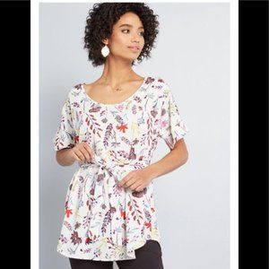 MODCLOTH Jessy B White Flowers Tunic